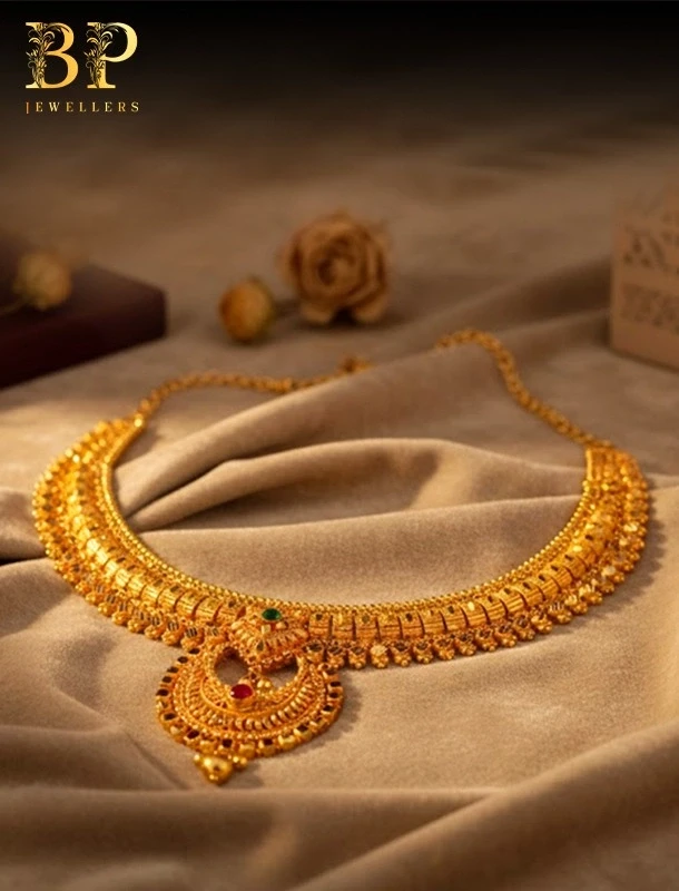 Classic Pahadi Gold Necklace Designs Making a Comeback in Modern Weddings