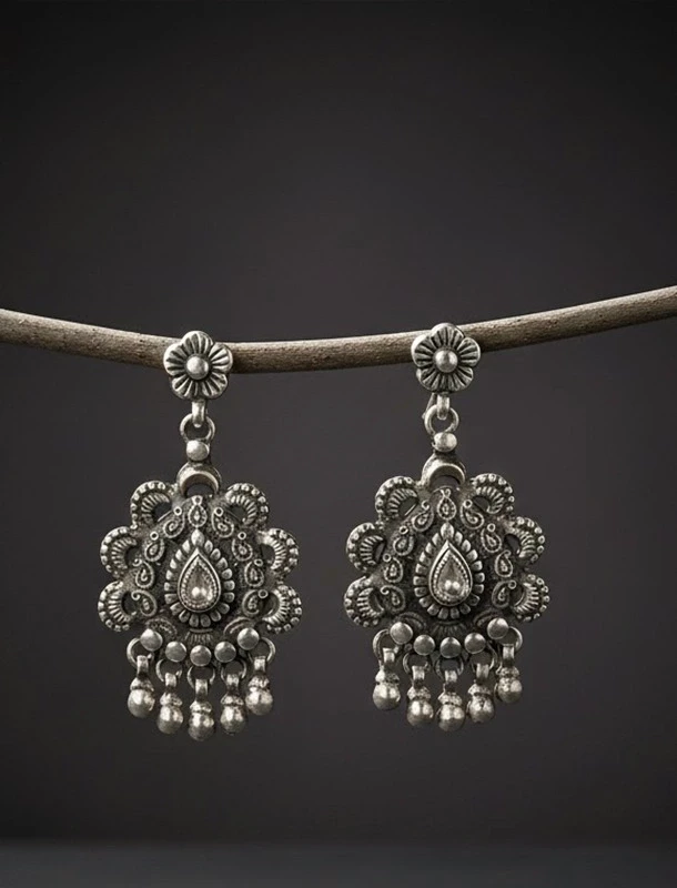 From Hills to Cities: How Uttarakhandi Women Are Styling Traditional Jewellery with Modern Outfits