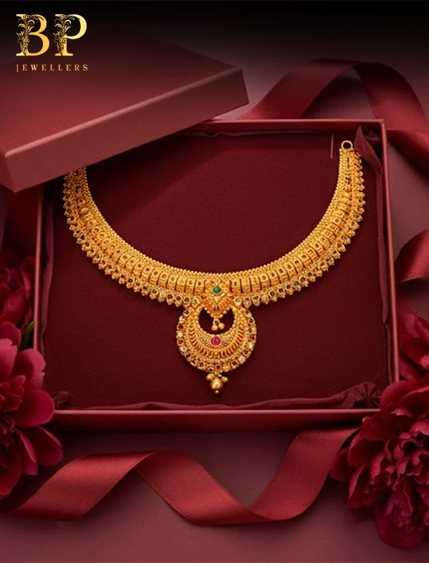Why Traditional Gold Jewellery Is Becoming the New Valentine’s Gift in 2026