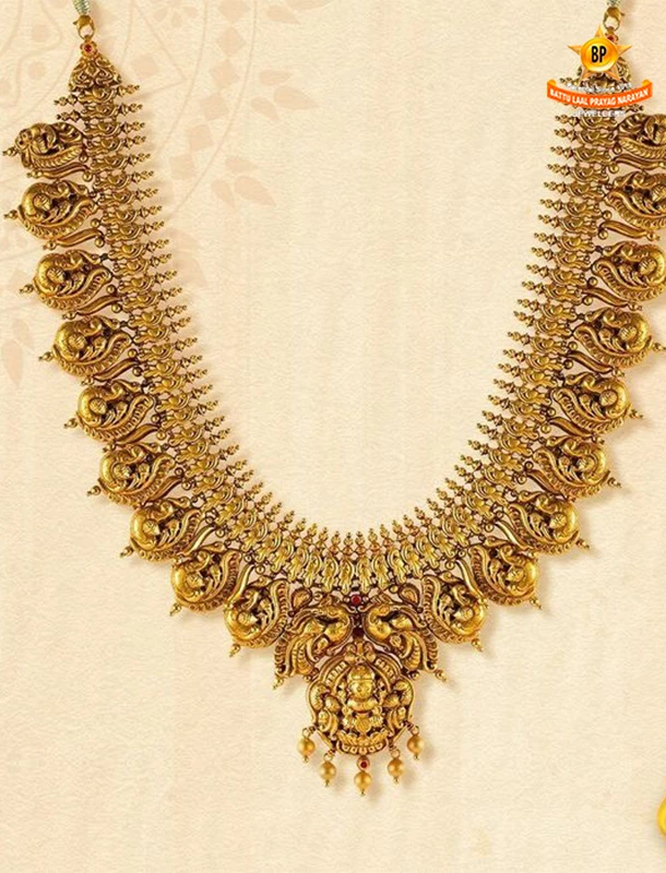 Top 5 Traditional Necklace Sets for Every Indian Wedding